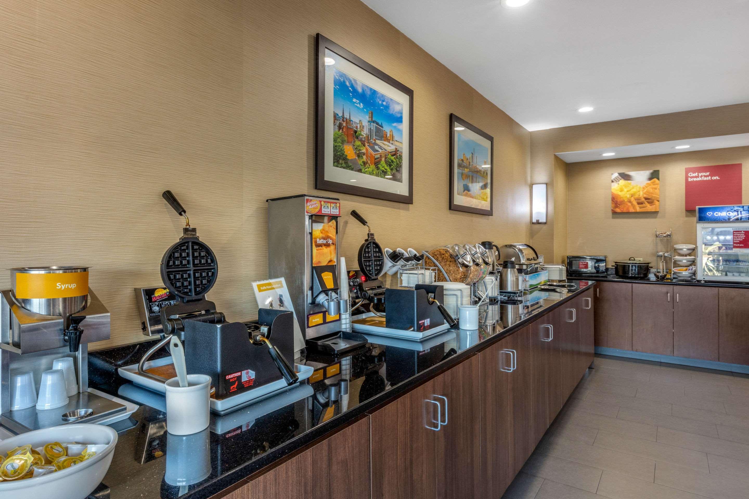Comfort Suites Pelham Hoover I-65 Экстерьер фото
