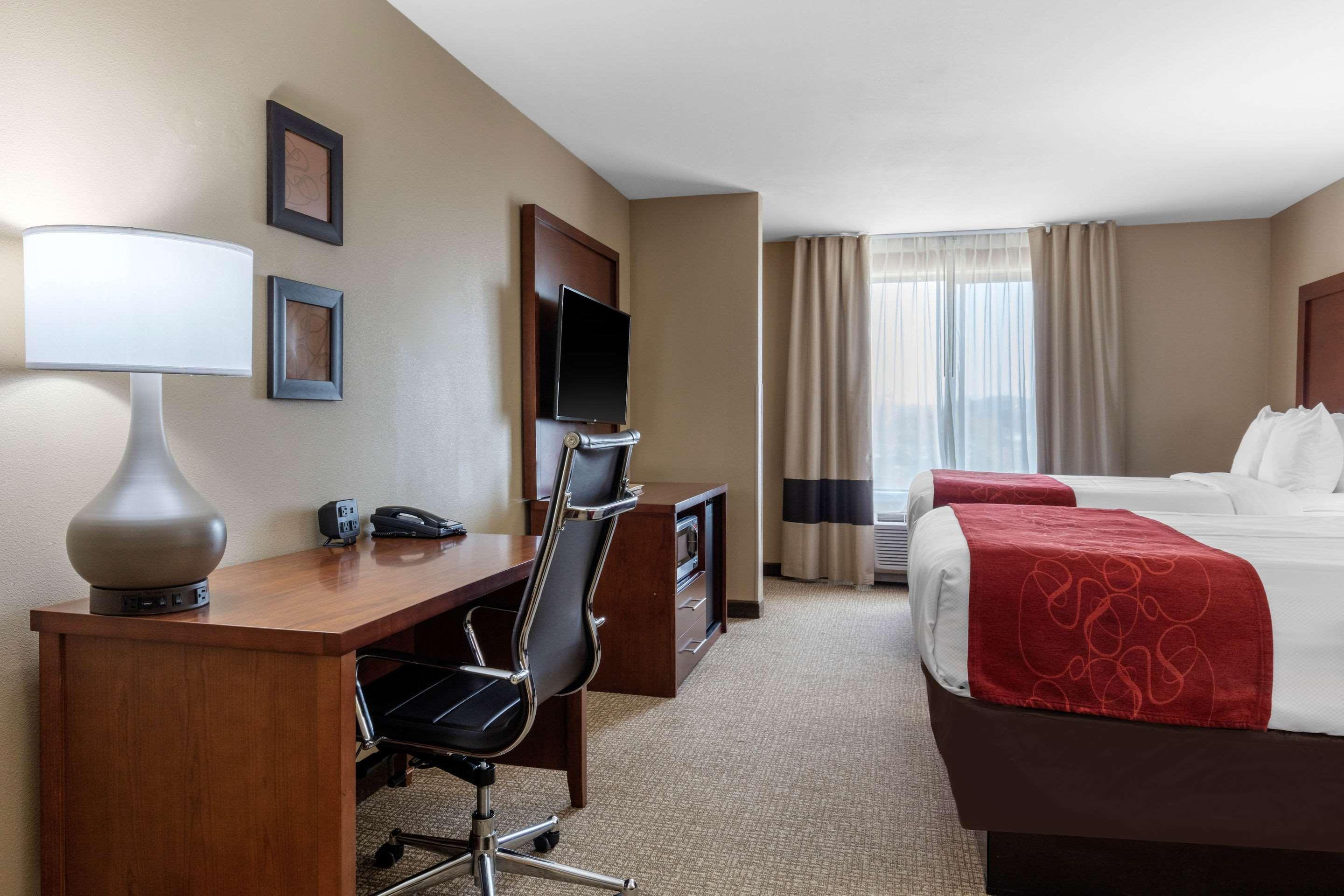 Comfort Suites Pelham Hoover I-65 Экстерьер фото