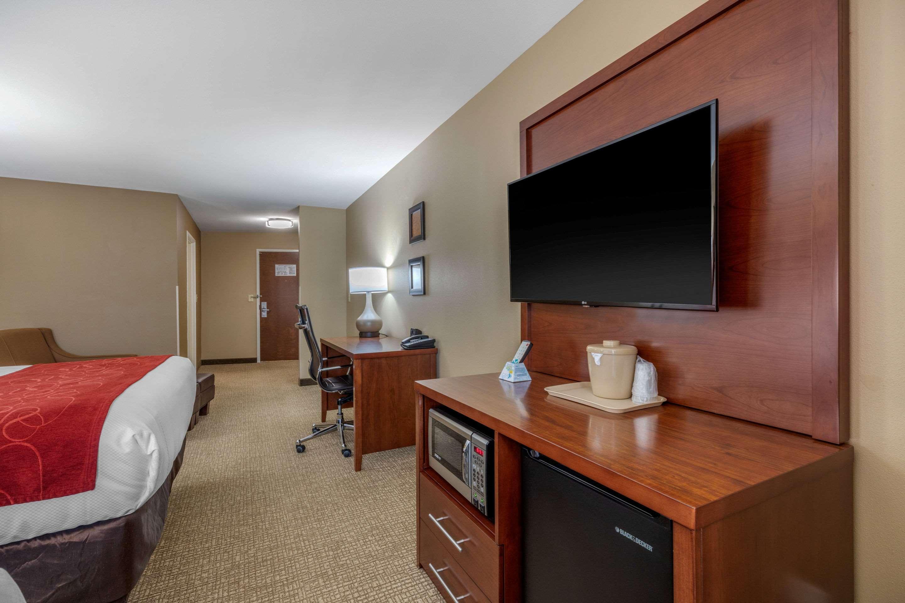 Comfort Suites Pelham Hoover I-65 Экстерьер фото
